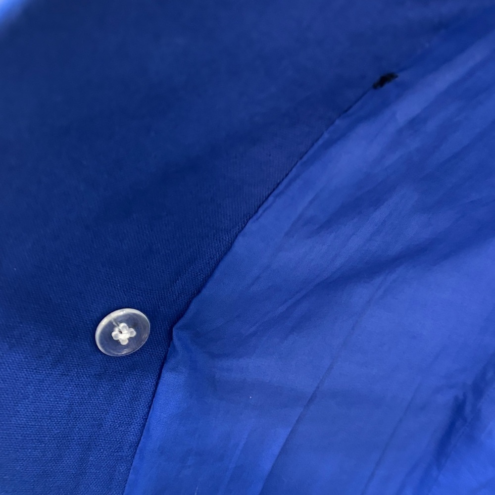 Elegant Royal Blue Double-Breasted Blazer - Picture 10 of 11